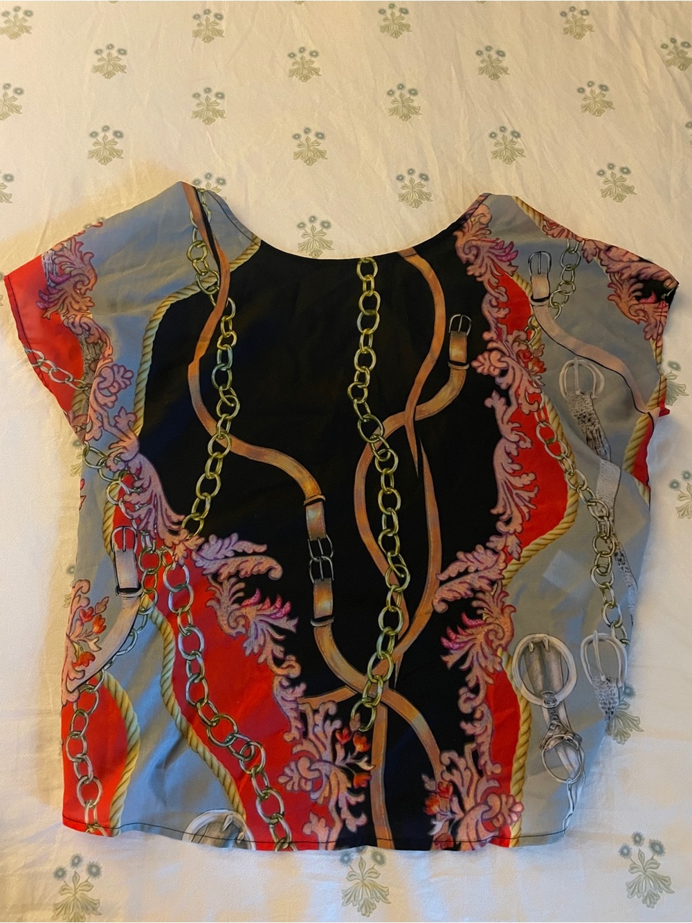 Chain-Print Short Sleeve Blouse - Black & Red